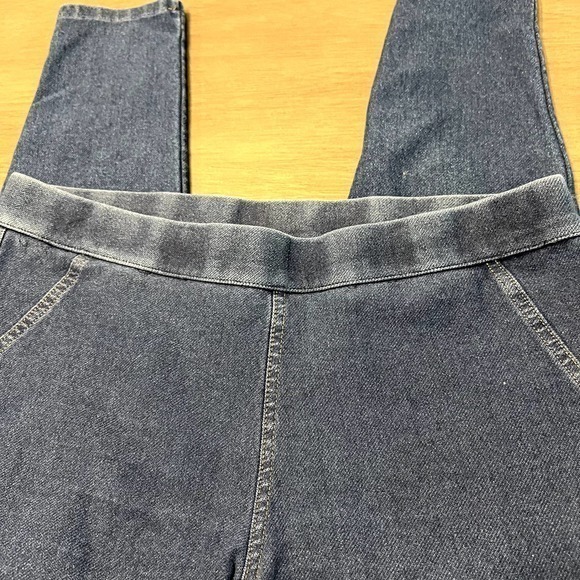 Nordstorm Womens Blue Denim Pull on Elastic‎ Waist Jeggings Size Small - Picture 4 of 11